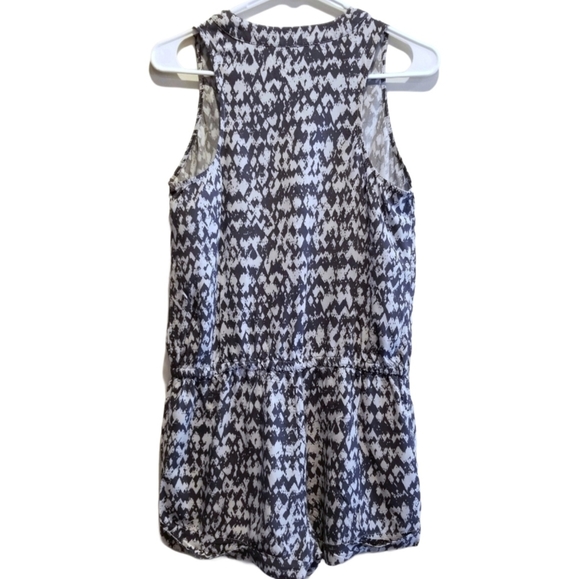 Banana Republic Blue Print Romper - Picture 2 of 9
